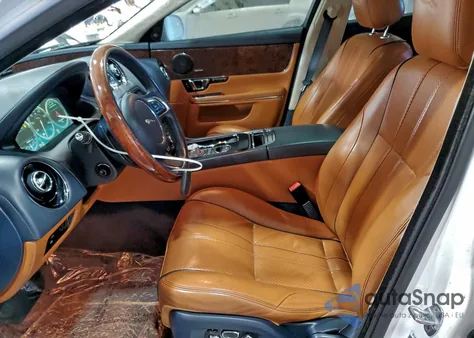 2015 Jaguar Xjl Portfolio z USA, uszkodzony, nr VIN SAJWJ2GD9F8V81148